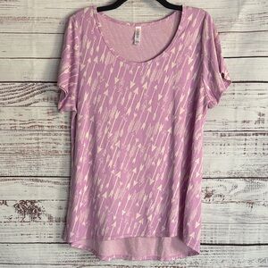 LuLaRoe Pink Arrow Print Short Sleeve Classic T